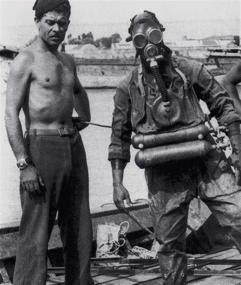 ww2 frogmen